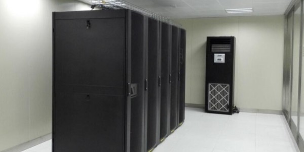 動(dòng)環(huán)監(jiān)控系統(tǒng)：關(guān)鍵基礎(chǔ)設(shè)施的智能守護(hù)者