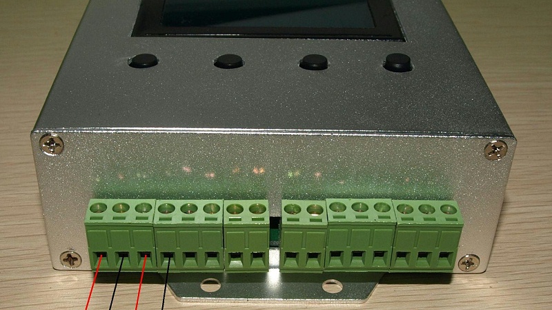 智能溫濕度控制器